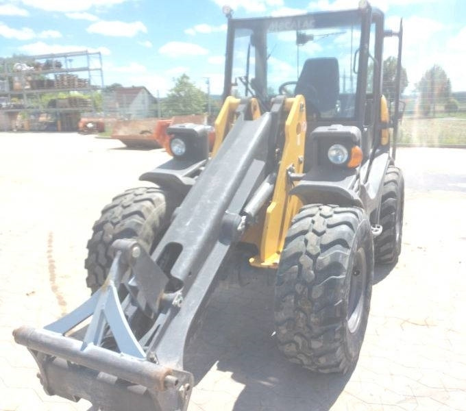 Mecalac AX 1000 - Minicargadora: foto 2 Mecalac AX 1000 - Minicargadora: foto 2