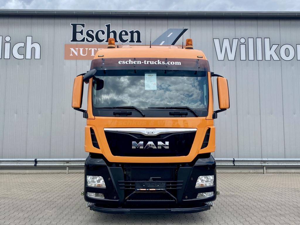 Cabeza tractora MAN TGX 18.440 4x2 LLS-U Lowliner: foto 8 Cabeza tractora MAN TGX 18.440 4x2 LLS-U Lowliner: foto 8