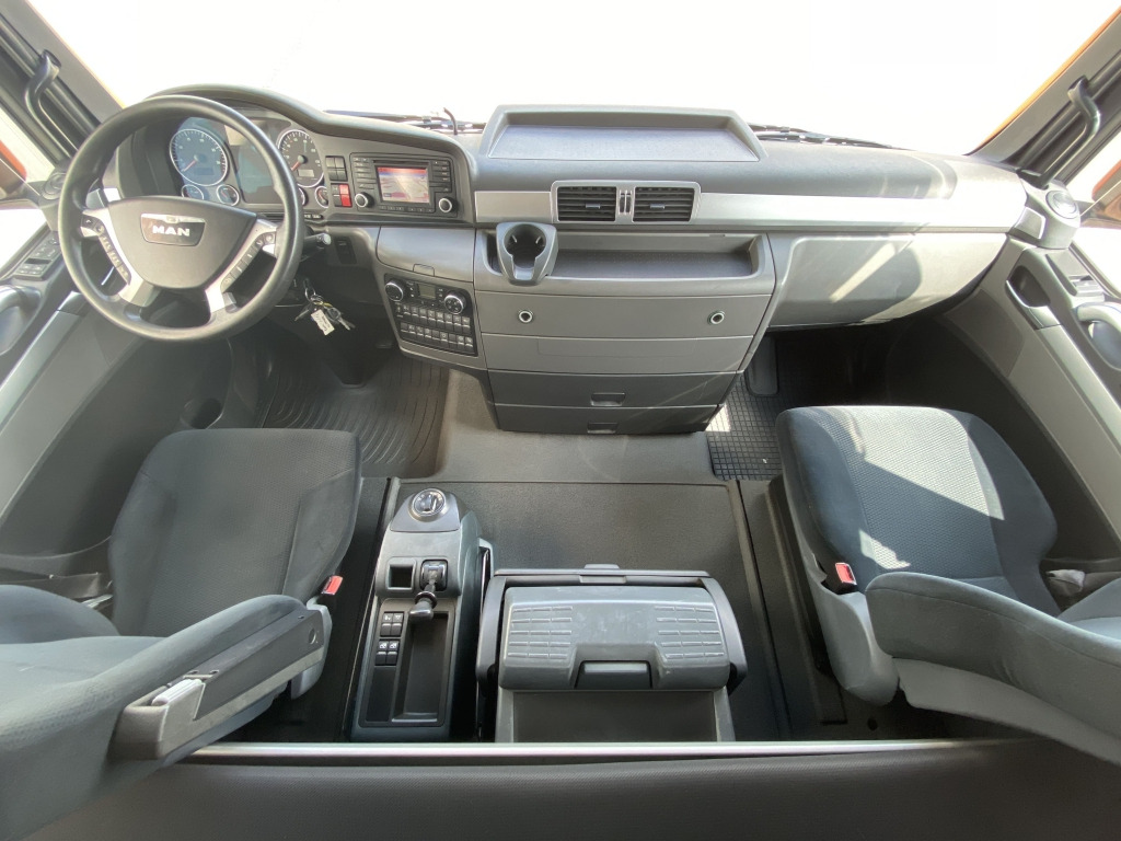 Cabeza tractora MAN TGX 18.440 4x2 LLS-U Lowliner: foto 13 Cabeza tractora MAN TGX 18.440 4x2 LLS-U Lowliner: foto 13