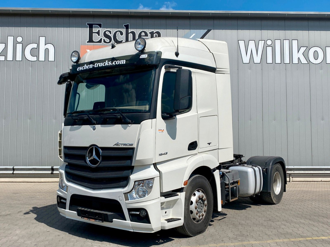 Mercedes-Benz 1843 LS Actros | Kipphydraulik*1.Hand*Alufelgen - Cabeza tractora: foto 1 Mercedes-Benz 1843 LS Actros | Kipphydraulik*1.Hand*Alufelgen - Cabeza tractora: foto 1