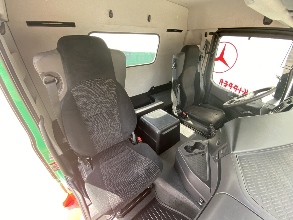 Arrendamiento de Mercedes-Benz 2652 K Arocs 6x4 Mercedes-Benz 2652 K Arocs 6x4: foto 13