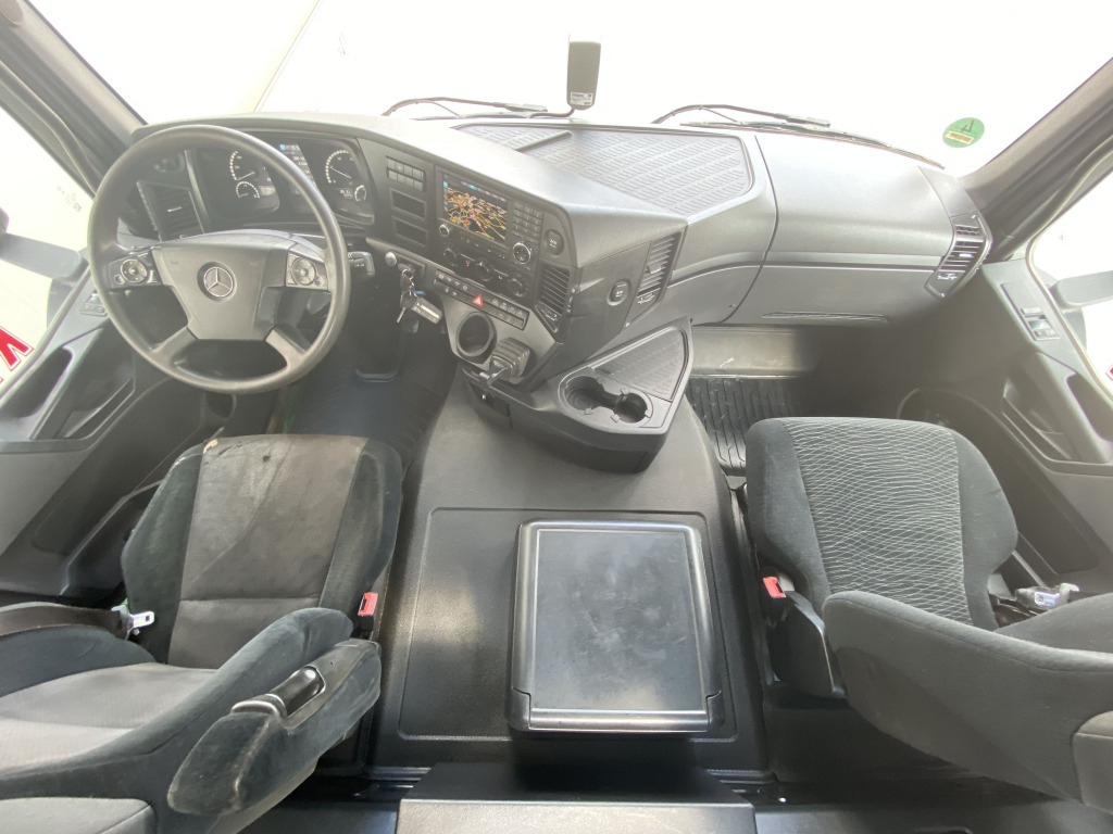 Arrendamiento de Mercedes-Benz 2652 K Arocs 6x4 Mercedes-Benz 2652 K Arocs 6x4: foto 14