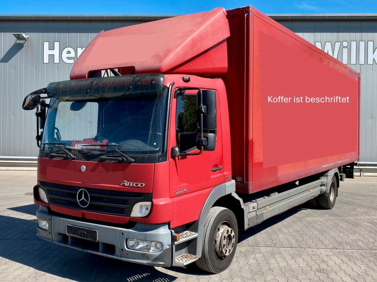 Mercedes-Benz Atego 1224 | BÄR LBW 1,50to*3x Sitze*Klima*AHK - Camión caja cerrada: foto 1 Mercedes-Benz Atego 1224 | BÄR LBW 1,50to*3x Sitze*Klima*AHK - Camión caja cerrada: foto 1