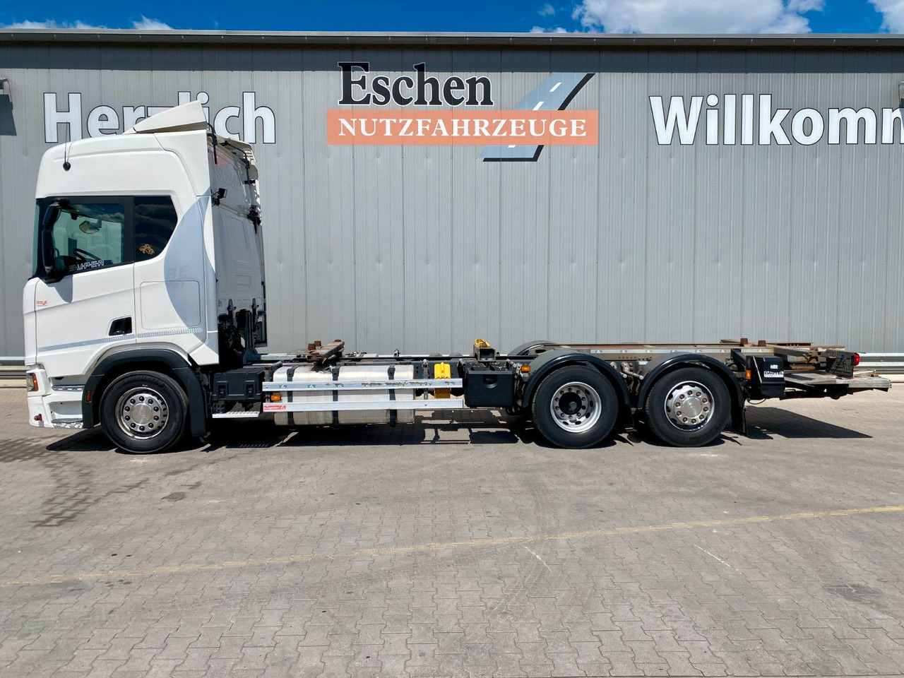 Scania R 450 B 6x2*4 | LBW 1,50to.*AHK*Retarder*Navi*AC - Camión portacontenedore/ Intercambiable: foto 2 Scania R 450 B 6x2*4 | LBW 1,50to.*AHK*Retarder*Navi*AC - Camión portacontenedore/ Intercambiable: foto 2