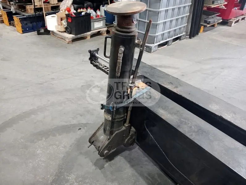 Cañas estabilizador grúa HMF 9520K - Grúa para camión: foto 2 Cañas estabilizador grúa HMF 9520K - Grúa para camión: foto 2