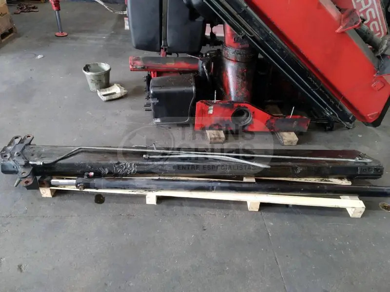 Grúa F310AXP.24 solo para recambios - Grúa para camión: foto 1 Grúa F310AXP.24 solo para recambios - Grúa para camión: foto 1