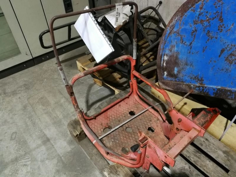 KIT SOPORTE ASIENTO EN COLUMNA FASSI - Asiento para Grúa: foto 2 KIT SOPORTE ASIENTO EN COLUMNA FASSI - Asiento para Grúa: foto 2