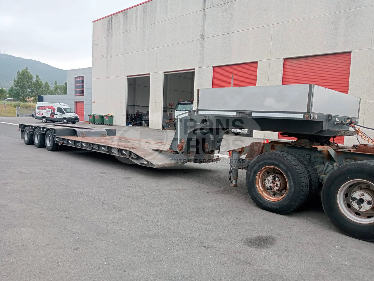 Semirremolque cama rebajado Traylona GP3BMA 13T - Semirremolque góndola rebajadas: foto 2 Semirremolque cama rebajado Traylona GP3BMA 13T - Semirremolque góndola rebajadas: foto 2