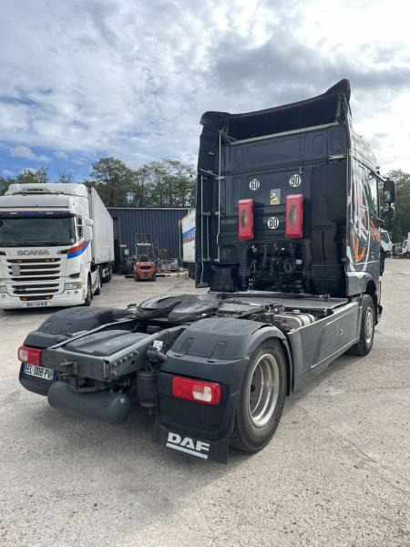 Cabeza tractora DAF XF 510: foto 10