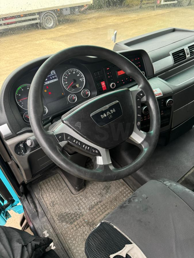 MAN TGX 18.400 - Cabeza tractora: foto 4 MAN TGX 18.400 - Cabeza tractora: foto 4