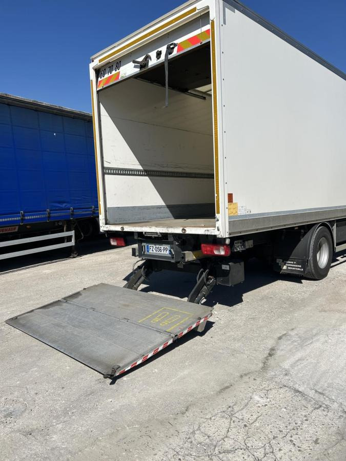 DAF CF 340 - Camión caja cerrada: foto 5 DAF CF 340 - Camión caja cerrada: foto 5