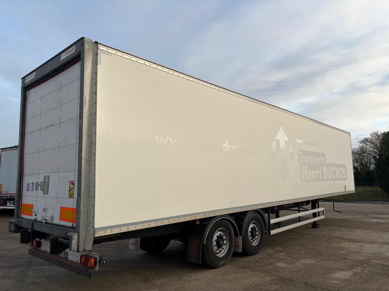 Fruehauf - Semirremolque caja cerrada: foto 1 Fruehauf - Semirremolque caja cerrada: foto 1