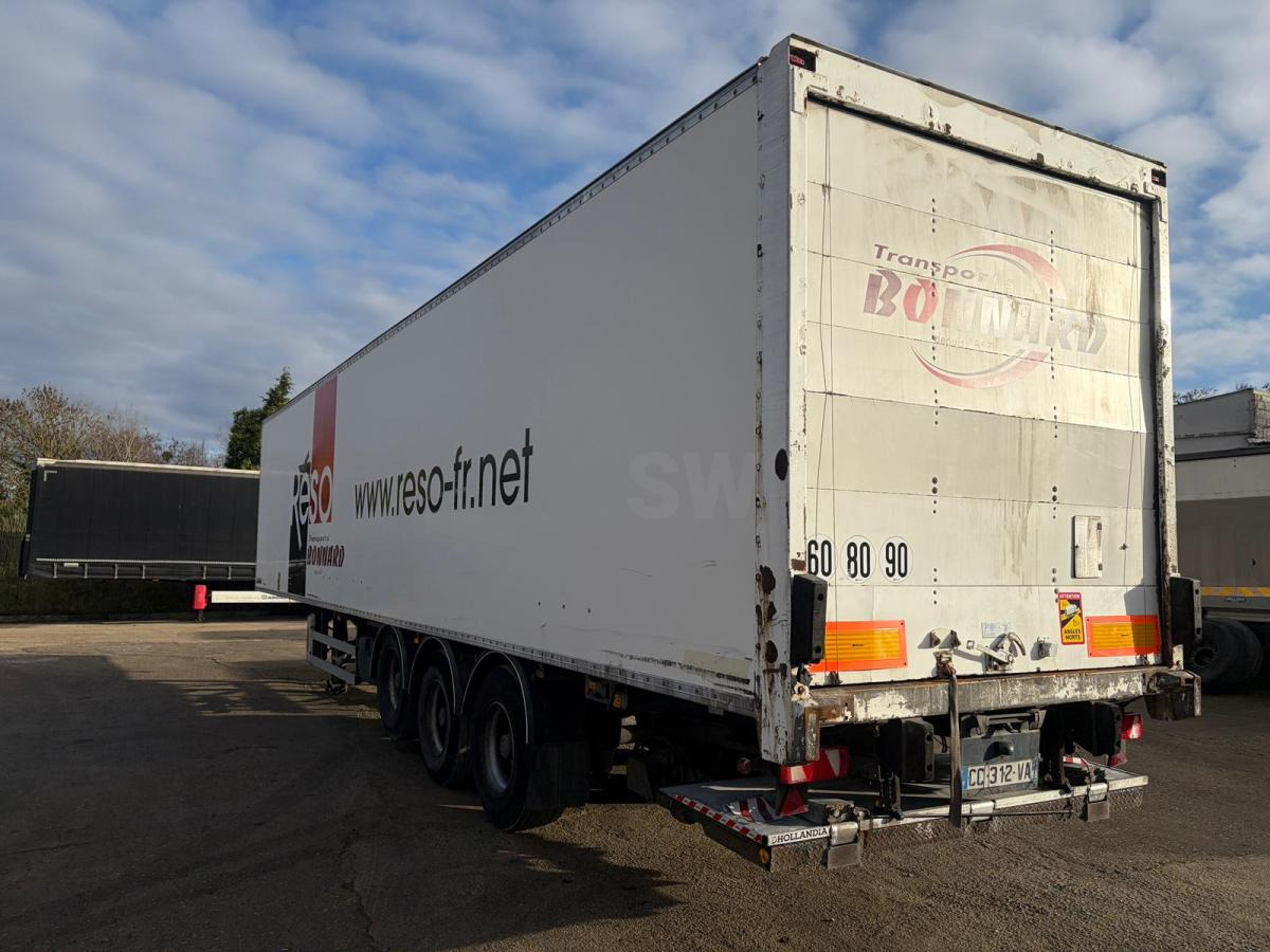 Fruehauf - Semirremolque caja cerrada: foto 2 Fruehauf - Semirremolque caja cerrada: foto 2
