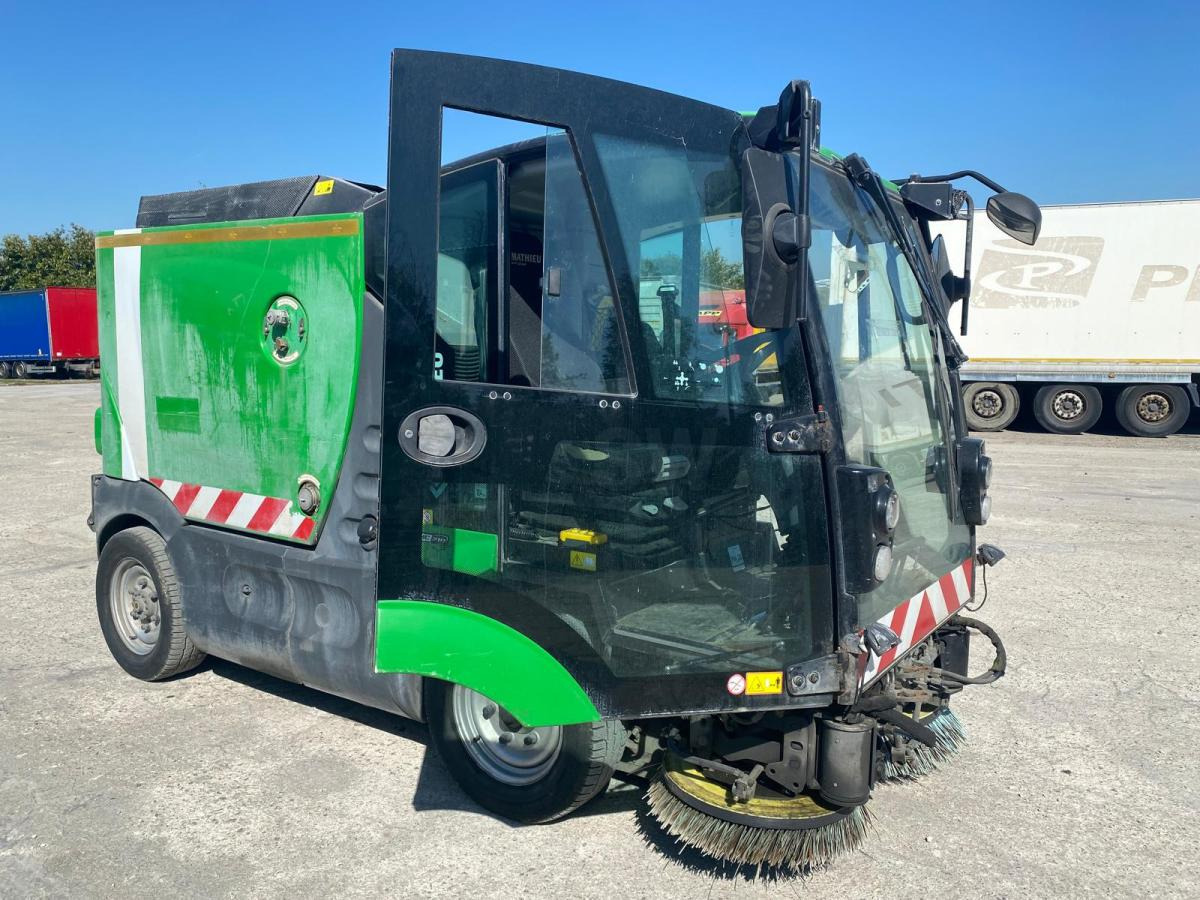 Mathieu Azura MC210 - Barredora vial: foto 5 Mathieu Azura MC210 - Barredora vial: foto 5