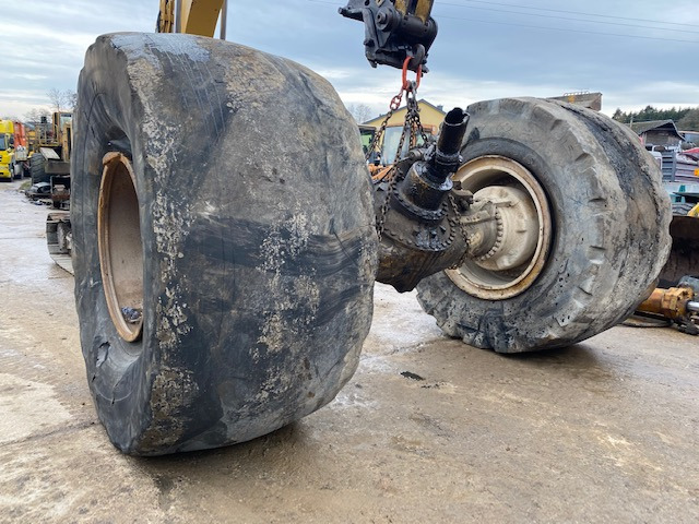 CAT 992 C -1V-5949 - Eje delantero para Maquinaria de construcción: foto 2 CAT 992 C -1V-5949 - Eje delantero para Maquinaria de construcción: foto 2