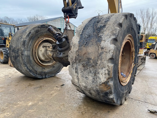 CAT 992 C -1V-5949 - Eje delantero para Maquinaria de construcción: foto 1 CAT 992 C -1V-5949 - Eje delantero para Maquinaria de construcción: foto 1