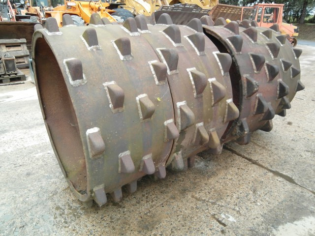 Hanomag 44 C + 55 C - Piezas del tren de rodaje para Maquinaria de construcción: foto 1 Hanomag 44 C + 55 C - Piezas del tren de rodaje para Maquinaria de construcción: foto 1