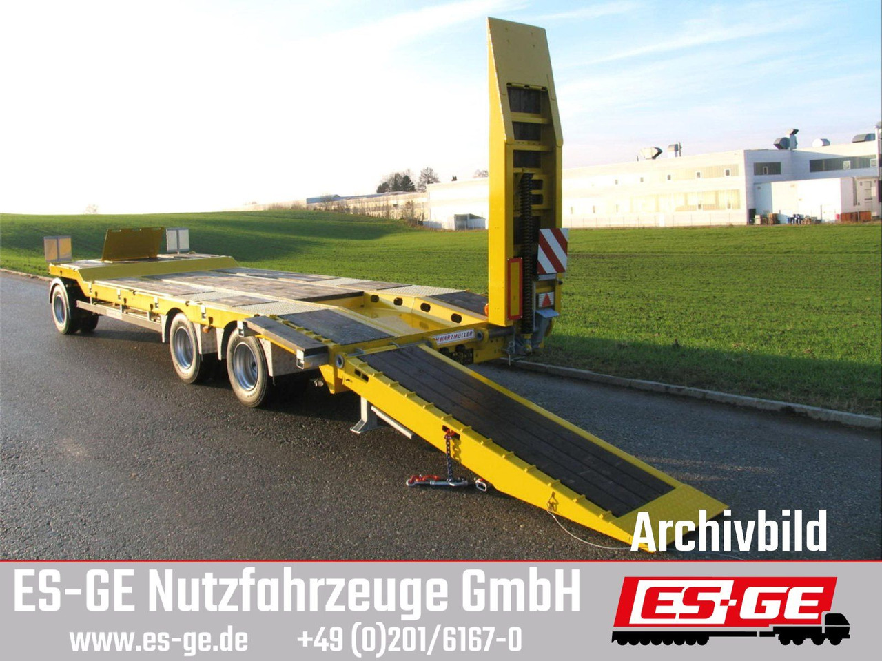 Schwarzmüller Tieflader mit gekröpftem Plateau - Remolque góndola rebajadas: foto 2 Schwarzmüller Tieflader mit gekröpftem Plateau - Remolque góndola rebajadas: foto 2
