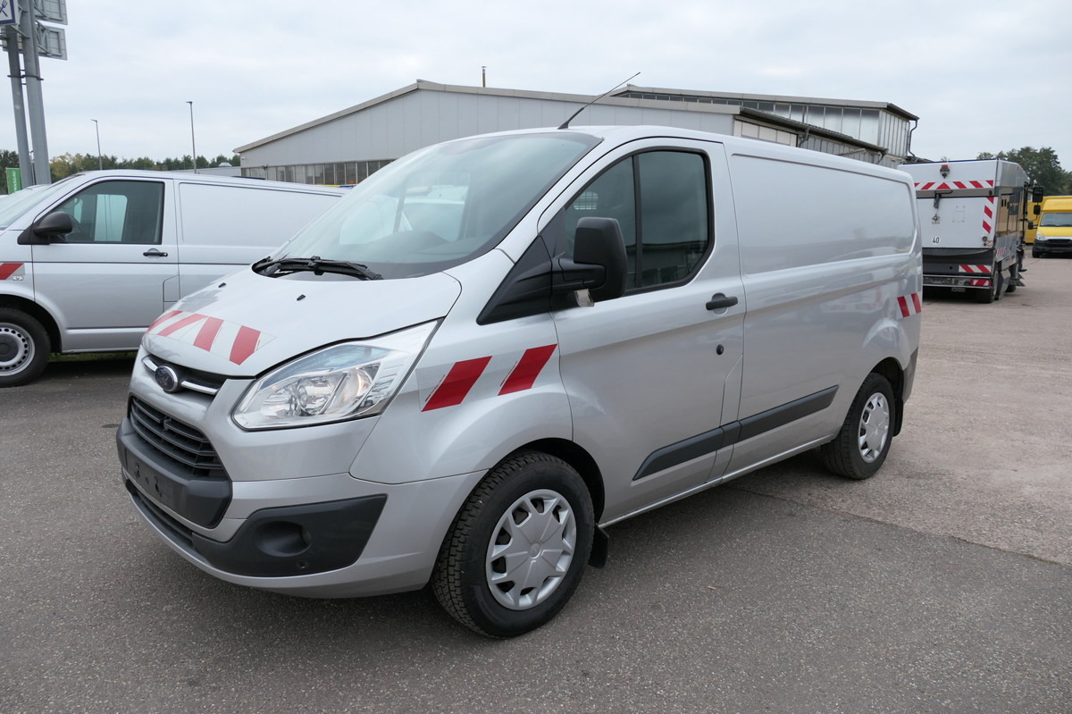 FORD Transit Custom 330 L1H1 Klima Tempomat AHK Werks - Furgoneta pequeña: foto 3 FORD Transit Custom 330 L1H1 Klima Tempomat AHK Werks - Furgoneta pequeña: foto 3