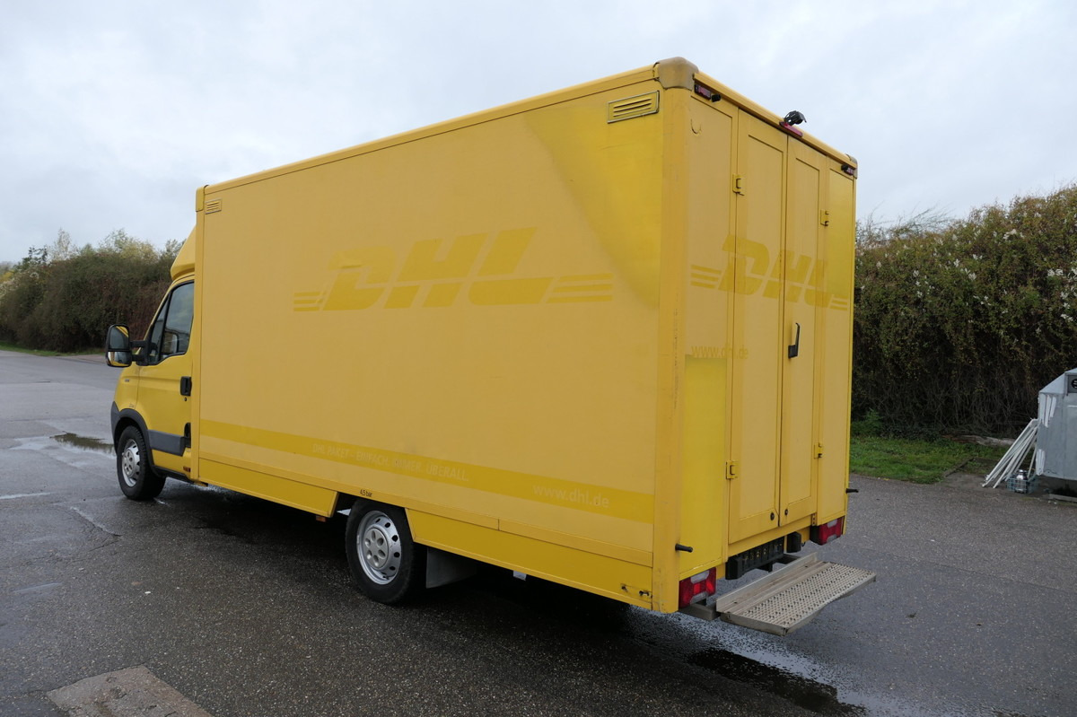 IVECO Daily 35 S11 C30C AUTOMATIK KAMERA MAXI Regale D - Furgoneta caja cerrada: foto 4 IVECO Daily 35 S11 C30C AUTOMATIK KAMERA MAXI Regale D - Furgoneta caja cerrada: foto 4