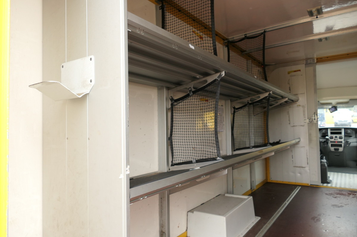 Furgoneta caja cerrada IVECO Daily 35 S11 C30C AUTOMATIK KAMERA MAXI Regale D: foto 8