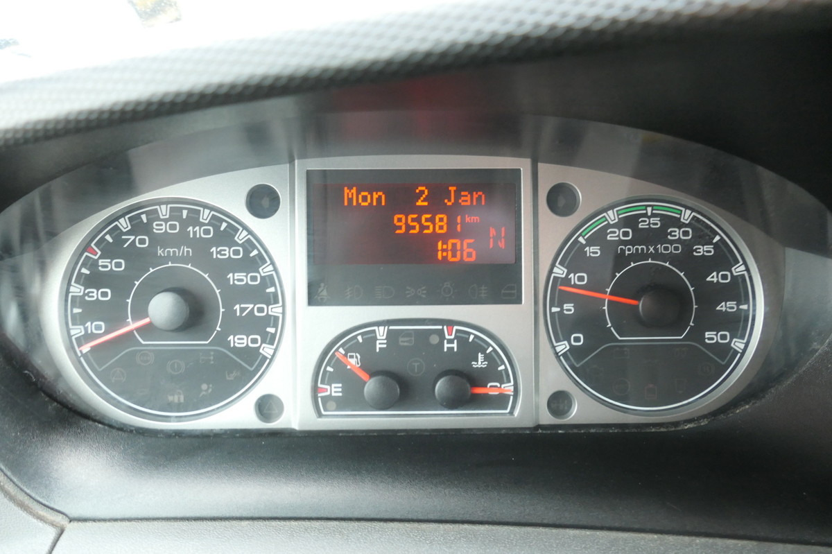 Furgoneta caja cerrada IVECO Daily 35 S11 C30C AUTOMATIK KAMERA MAXI Regale D: foto 13