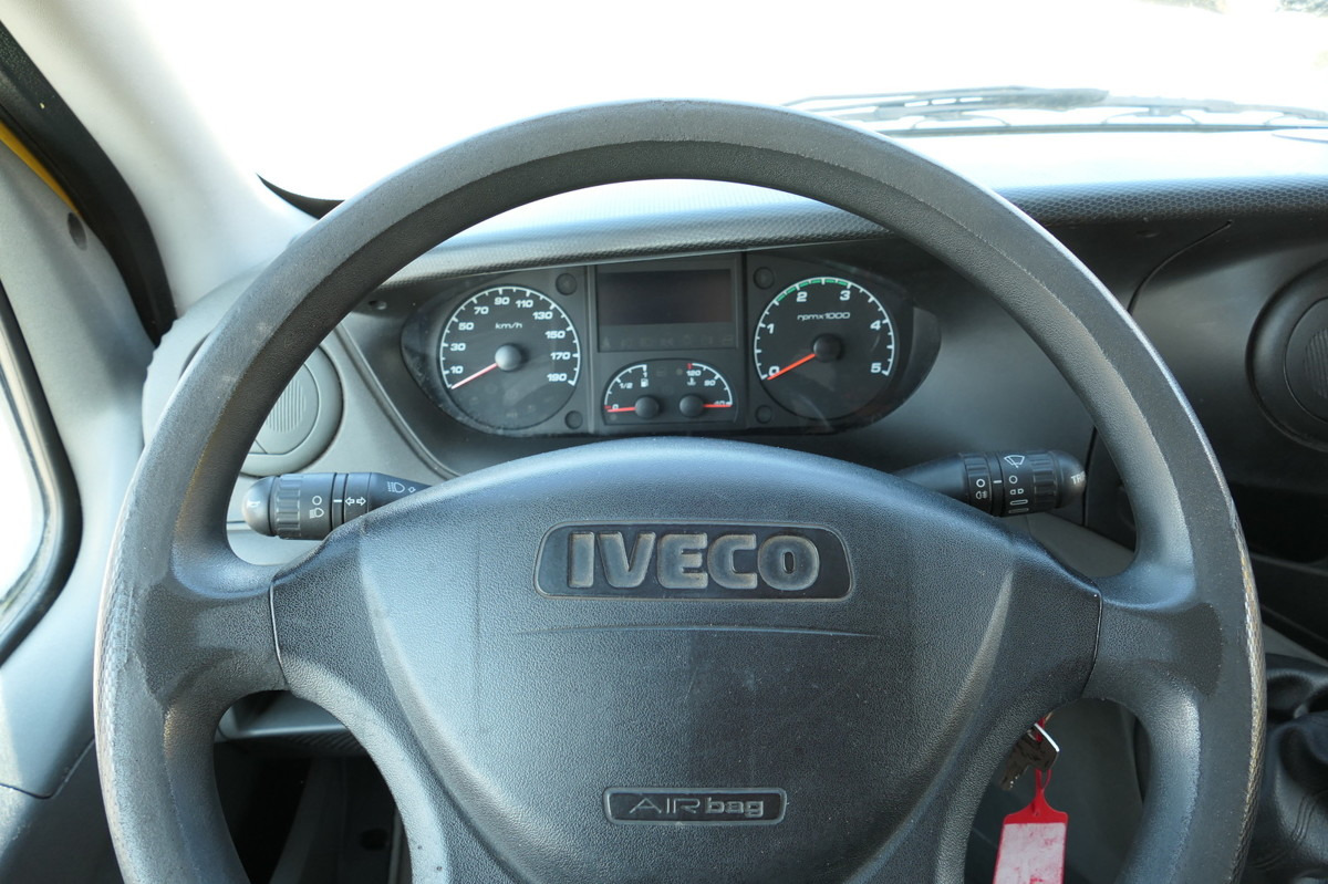 Furgoneta caja cerrada IVECO Daily 35 S11 C30C AUTOMATIK KAMERA MAXI Regale L: foto 11