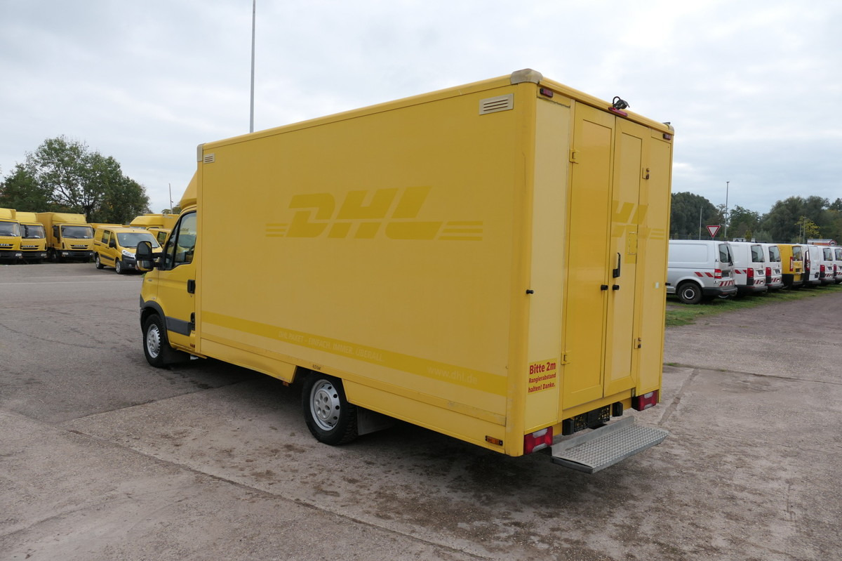 IVECO Daily 35 S11 C30C AUTOMATIK KAMERA Regale LUFT D - Furgoneta caja cerrada: foto 4 IVECO Daily 35 S11 C30C AUTOMATIK KAMERA Regale LUFT D - Furgoneta caja cerrada: foto 4