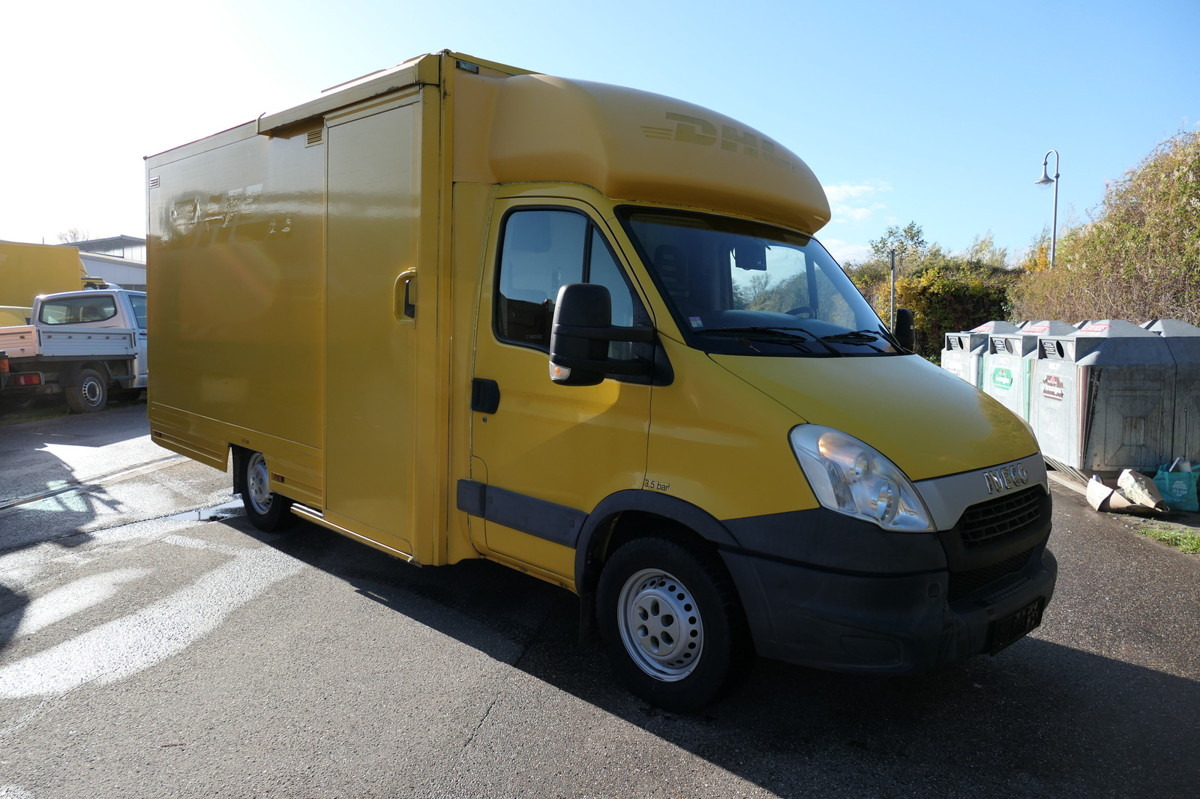 IVECO Daily 35 S11 C30C AUTOMATIK KAMERA Regale LUFT D - Furgoneta caja cerrada: foto 1 IVECO Daily 35 S11 C30C AUTOMATIK KAMERA Regale LUFT D - Furgoneta caja cerrada: foto 1