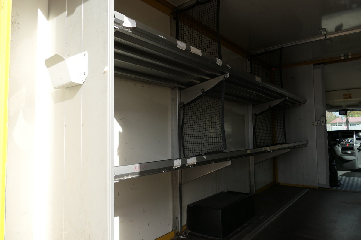 Furgoneta caja cerrada IVECO Daily 35 S11 C30C AUTOMATIK KAMERA Regale LUFT D: foto 9 Furgoneta caja cerrada IVECO Daily 35 S11 C30C AUTOMATIK KAMERA Regale LUFT D: foto 9