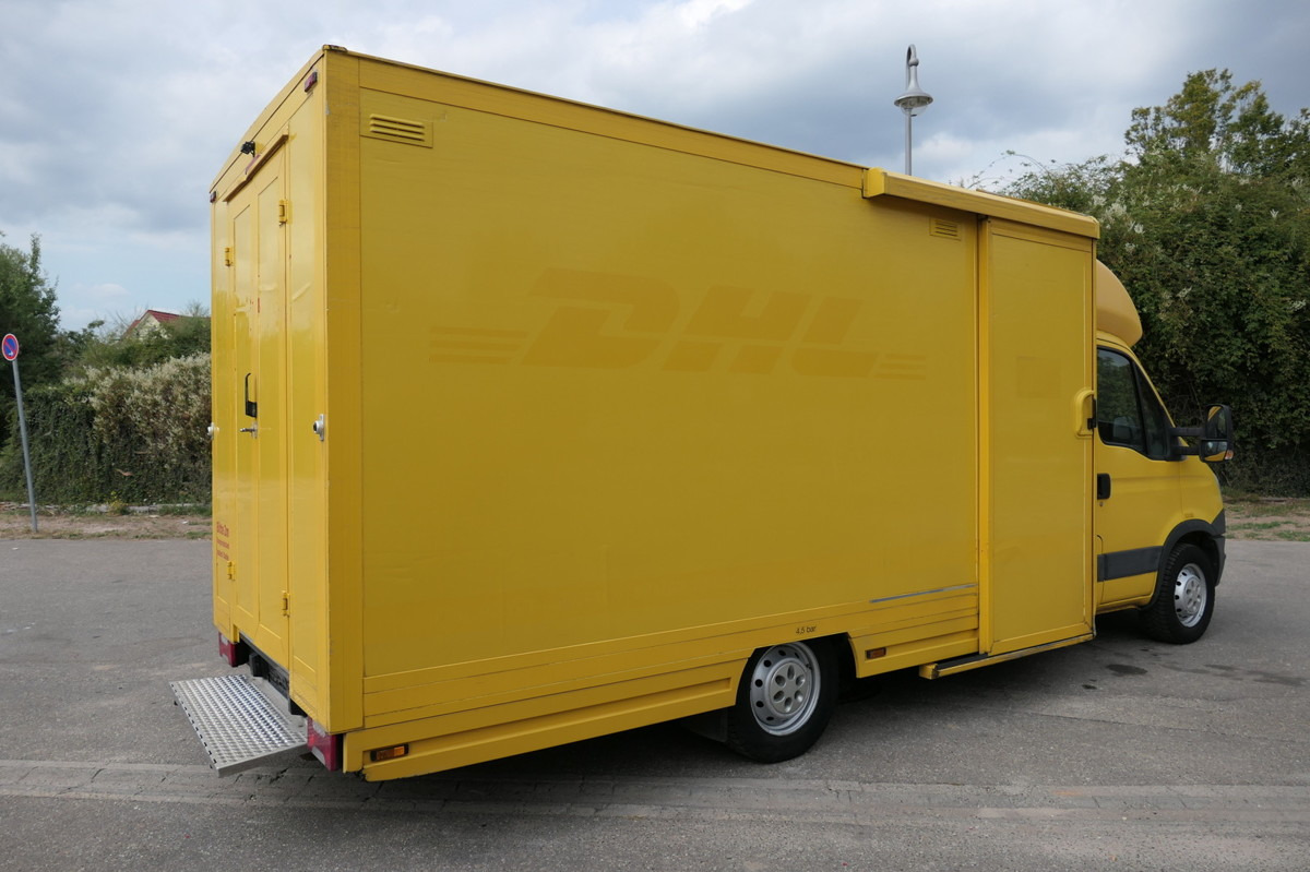 IVECO Daily 35 S11 C30C AUTOMATIK KAMERA Regale LUFT D - Furgoneta caja cerrada: foto 3 IVECO Daily 35 S11 C30C AUTOMATIK KAMERA Regale LUFT D - Furgoneta caja cerrada: foto 3