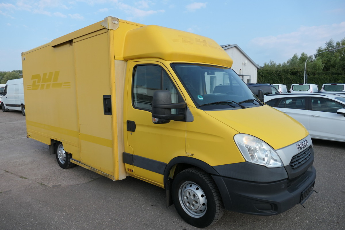 IVECO Daily 35 S11 C30C AUTOMATIK KAMERA Regale LUFT D - Furgoneta caja cerrada: foto 2 IVECO Daily 35 S11 C30C AUTOMATIK KAMERA Regale LUFT D - Furgoneta caja cerrada: foto 2