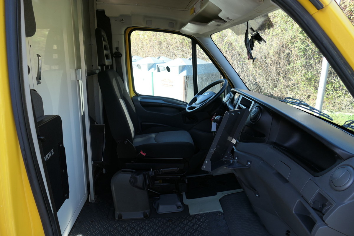 IVECO Daily 35 S11 C30C AUTOMATIK KAMERA Regale LUFT D - Furgoneta caja cerrada: foto 5 IVECO Daily 35 S11 C30C AUTOMATIK KAMERA Regale LUFT D - Furgoneta caja cerrada: foto 5
