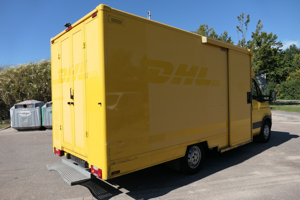IVECO Daily 35 S11 C30C AUTOMATIK KAMERA Regale LUFT D - Furgoneta caja cerrada: foto 3 IVECO Daily 35 S11 C30C AUTOMATIK KAMERA Regale LUFT D - Furgoneta caja cerrada: foto 3