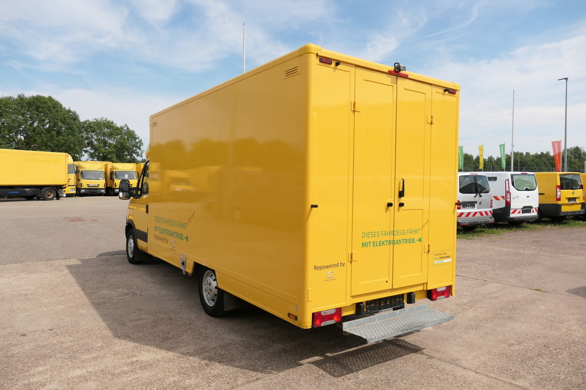 IVECO Daily 35 S11 C30C ELEKTRO COC Umbau 08/2021 Firm - Furgoneta caja cerrada, Furgoneta eléctrica: foto 3 IVECO Daily 35 S11 C30C ELEKTRO COC Umbau 08/2021 Firm - Furgoneta caja cerrada, Furgoneta eléctrica: foto 3