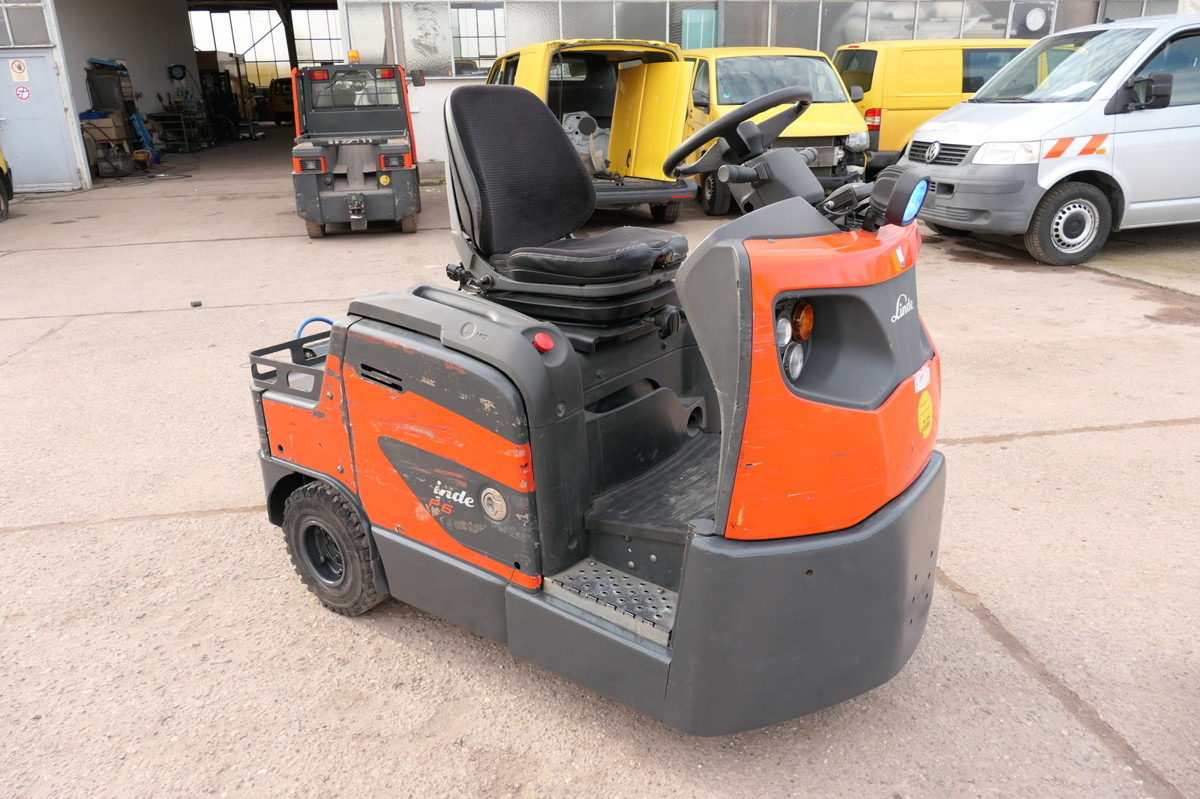 LINDE P 60 Z Schlepper Batterie 22/2019 3-Rad - Remolcadora: foto 1 LINDE P 60 Z Schlepper Batterie 22/2019 3-Rad - Remolcadora: foto 1