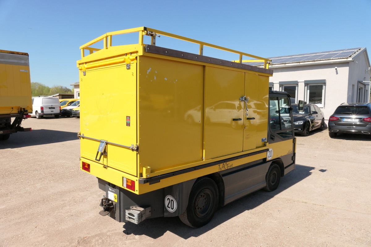 LINDE W20 Schlepper Tractive Batterie 11/2020 - Remolcadora: foto 4 LINDE W20 Schlepper Tractive Batterie 11/2020 - Remolcadora: foto 4