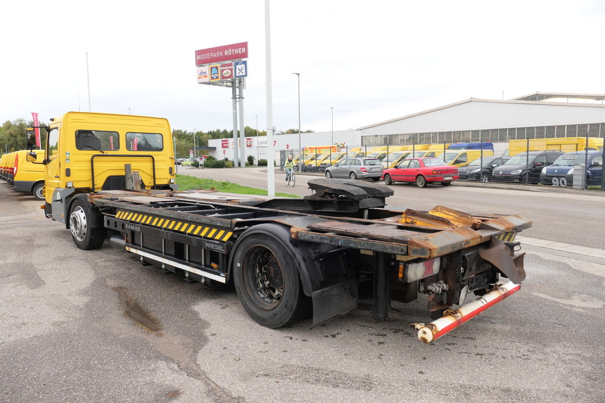 MERCEDES-BENZ KAMAG WBH 25 Wiesel Terberg Umsetzfahrz. Sattelk - Camión portacontenedore/ Intercambiable: foto 1 MERCEDES-BENZ KAMAG WBH 25 Wiesel Terberg Umsetzfahrz. Sattelk - Camión portacontenedore/ Intercambiable: foto 1