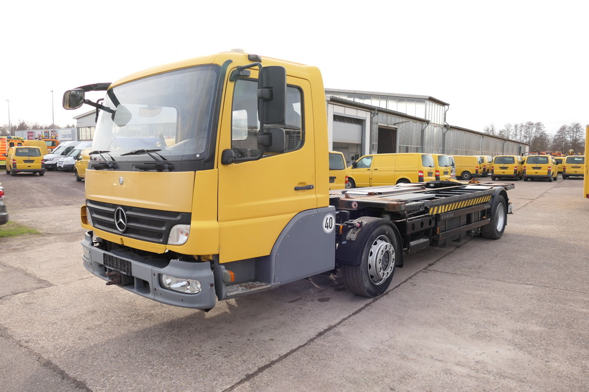 MERCEDES-BENZ KAMAG WBH 25 Wiesel Terberg Umsetzfahrz. Sattelk - Camión portacontenedore/ Intercambiable: foto 5 MERCEDES-BENZ KAMAG WBH 25 Wiesel Terberg Umsetzfahrz. Sattelk - Camión portacontenedore/ Intercambiable: foto 5