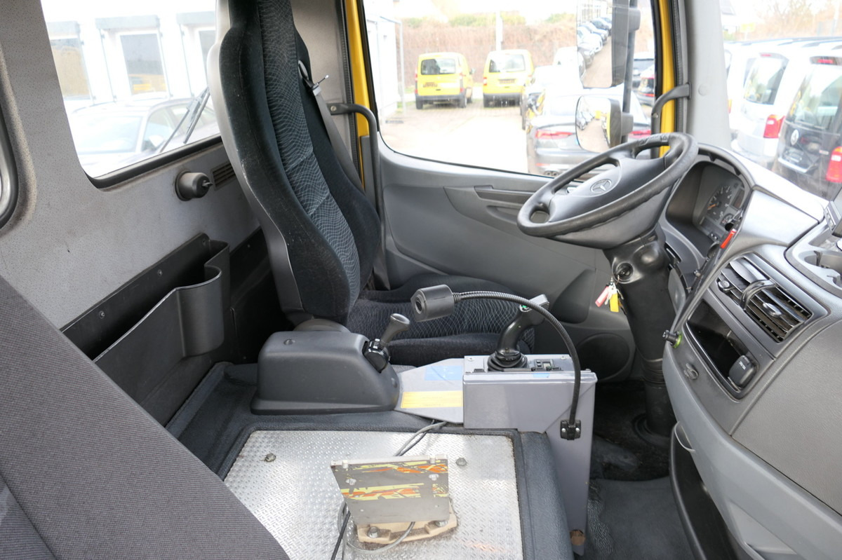 Camión portacontenedore/ Intercambiable MERCEDES-BENZ KAMAG WBH 25 Wiesel Terberg Umsetzfahrz. Sattelk: foto 9 Camión portacontenedore/ Intercambiable MERCEDES-BENZ KAMAG WBH 25 Wiesel Terberg Umsetzfahrz. Sattelk: foto 9