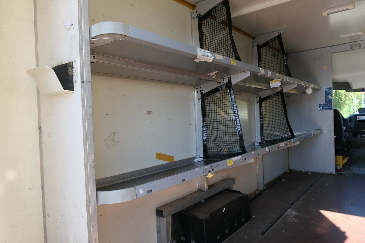 MERCEDES-BENZ SPRINTER 310 CDI MAXI EURO-5 KOFFER REGALE KAMER - Furgoneta caja cerrada: foto 5 MERCEDES-BENZ SPRINTER 310 CDI MAXI EURO-5 KOFFER REGALE KAMER - Furgoneta caja cerrada: foto 5