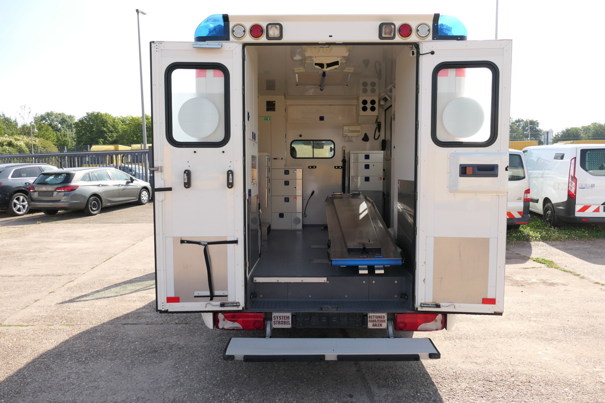 Arrendamiento de MERCEDES-BENZ Sprinter 316 CDI KLIMA Krankenwagen MERCEDES-BENZ Sprinter 316 CDI KLIMA Krankenwagen: foto 6