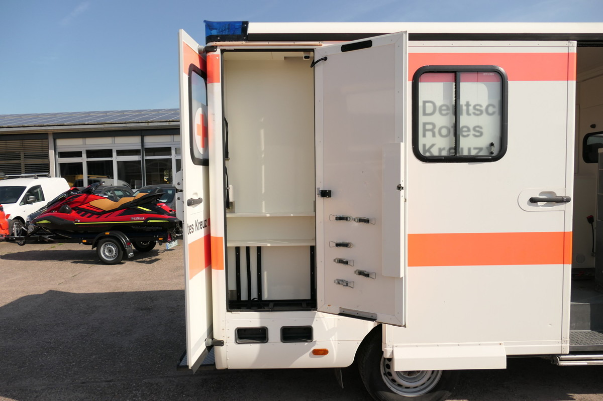 Arrendamiento de MERCEDES-BENZ Sprinter 316 CDI KLIMA Krankenwagen MERCEDES-BENZ Sprinter 316 CDI KLIMA Krankenwagen: foto 8