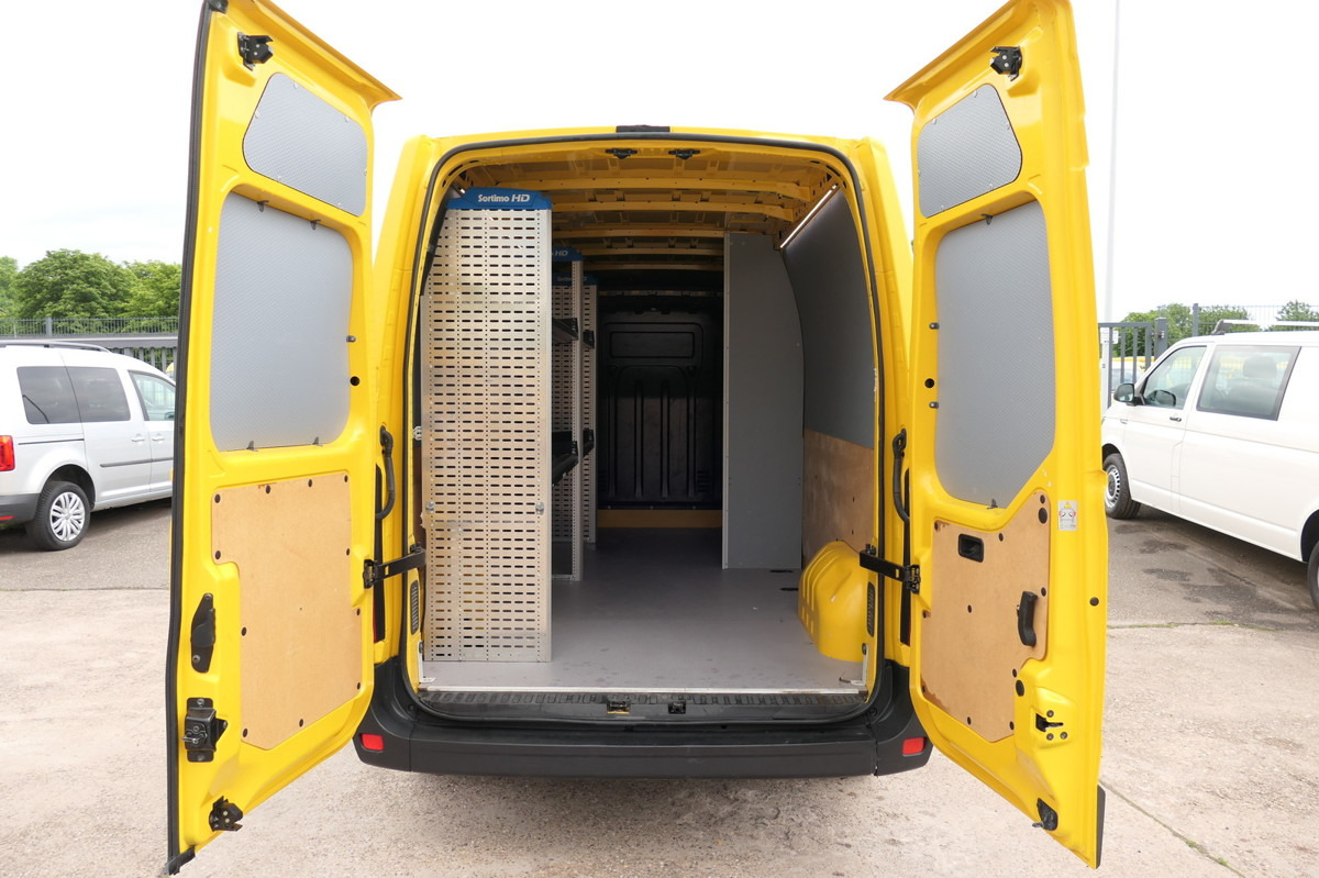 RENAULT Master 130 dCi L3H2 Euro6 COC KLIMA Regal - Furgón: foto 1 RENAULT Master 130 dCi L3H2 Euro6 COC KLIMA Regal - Furgón: foto 1