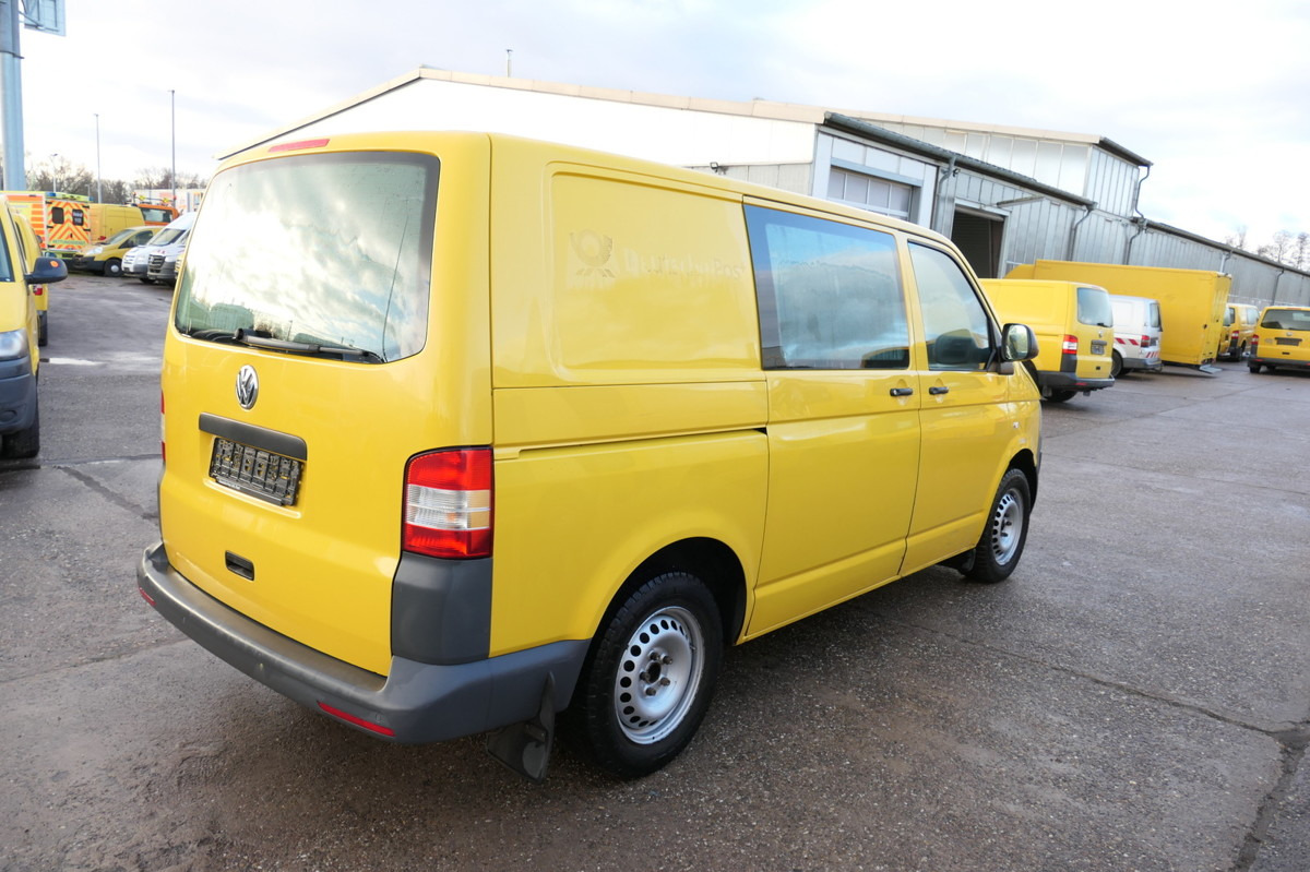 VW T5 Transporter 2.0 TDI 2-SITZER EURO-5 2xSCHIEBE - Furgoneta pequeña: foto 4 VW T5 Transporter 2.0 TDI 2-SITZER EURO-5 2xSCHIEBE - Furgoneta pequeña: foto 4