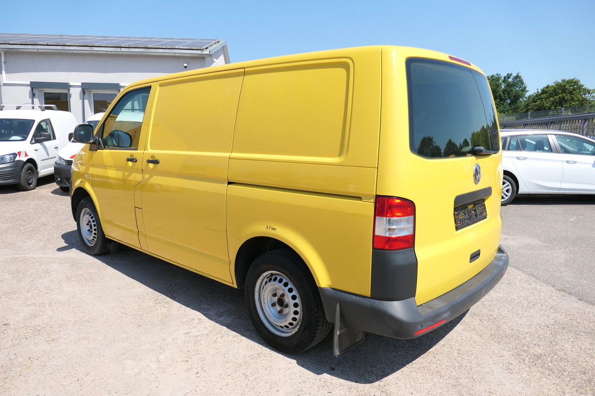 VW T5 Transporter 2.0 TDI COC - Furgoneta pequeña: foto 4 VW T5 Transporter 2.0 TDI COC - Furgoneta pequeña: foto 4