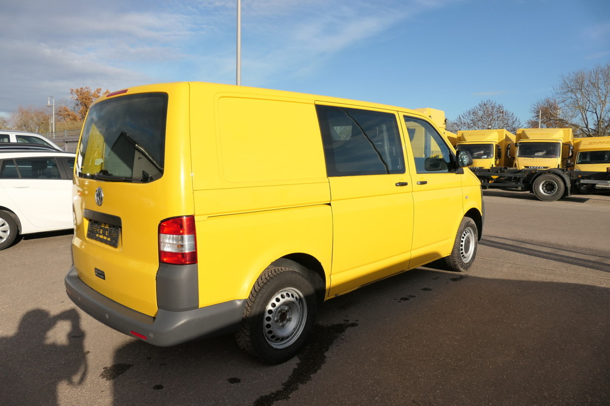 VW T5 Transporter 2.0 TDI PARKTRONIK EURO-5 2xSCHIE - Furgoneta pequeña: foto 4 VW T5 Transporter 2.0 TDI PARKTRONIK EURO-5 2xSCHIE - Furgoneta pequeña: foto 4