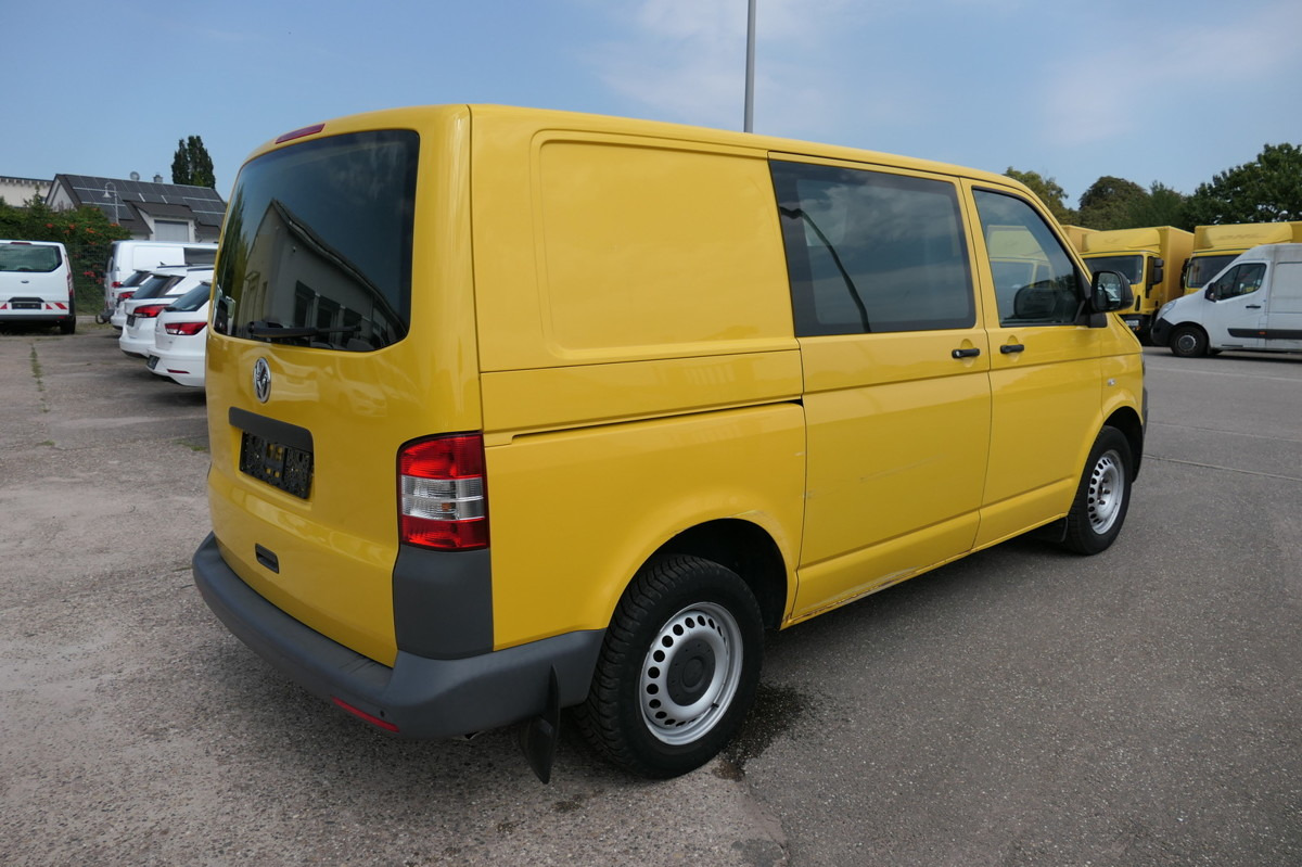 VW T5 Transporter 2.0 TDI PARKTRONIK EURO5 2xSCHIEB - Furgoneta pequeña: foto 3 VW T5 Transporter 2.0 TDI PARKTRONIK EURO5 2xSCHIEB - Furgoneta pequeña: foto 3