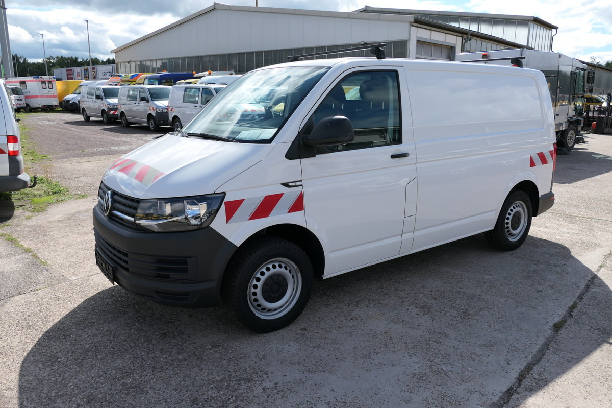 VW T6 Transporter 2.0 TDI 4Motion 3Sitzer KLIMA AHK - Furgoneta pequeña: foto 2 VW T6 Transporter 2.0 TDI 4Motion 3Sitzer KLIMA AHK - Furgoneta pequeña: foto 2