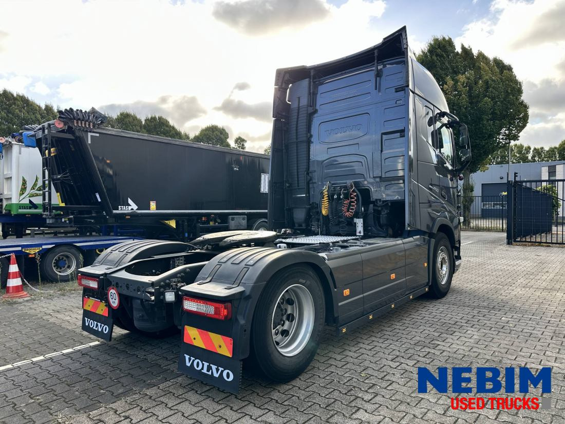Volvo FH 460 4x2 Special Interior - Volvo Dynamic Steering - I-park Cool - Cabeza tractora: foto 2 Volvo FH 460 4x2 Special Interior - Volvo Dynamic Steering - I-park Cool - Cabeza tractora: foto 2
